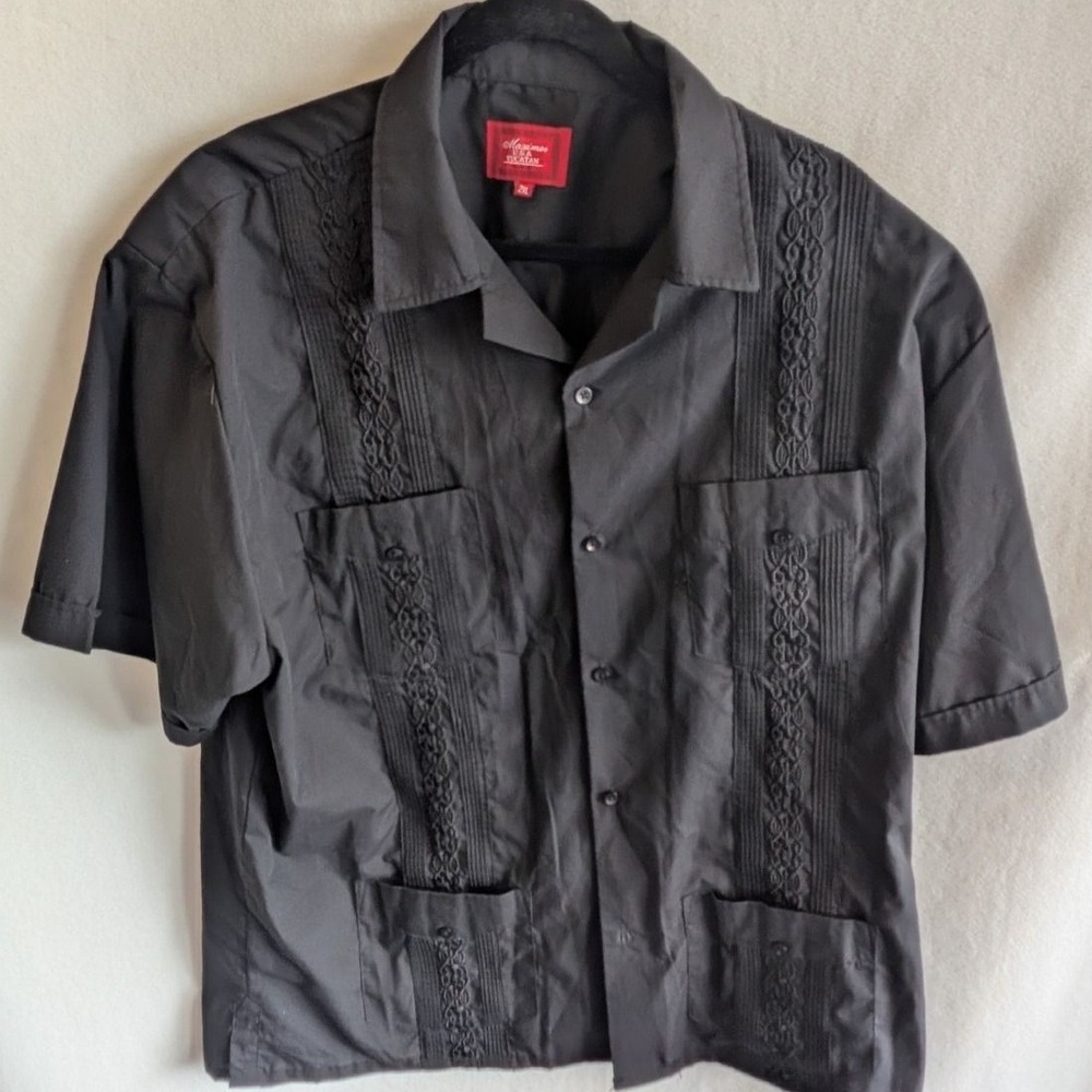 Maximos USA Yucatan Black Guayabera Short Sleeve Embroidered Shirt 2XL